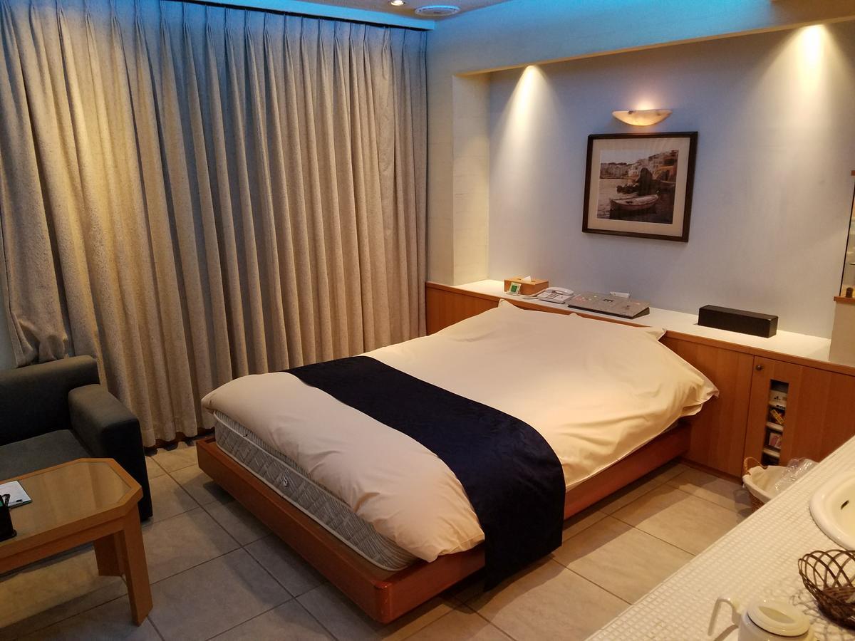 Eight Prince Hotel -Adult Only- Tokorozawa Esterno foto
